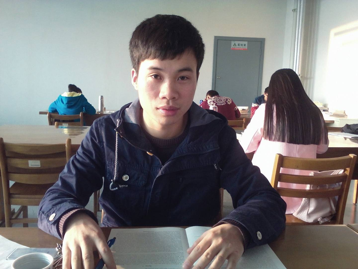 王教员的照片_成都